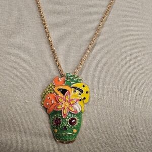 NWT GREEN SUGAR SKULL STATEMENT NECKLACE